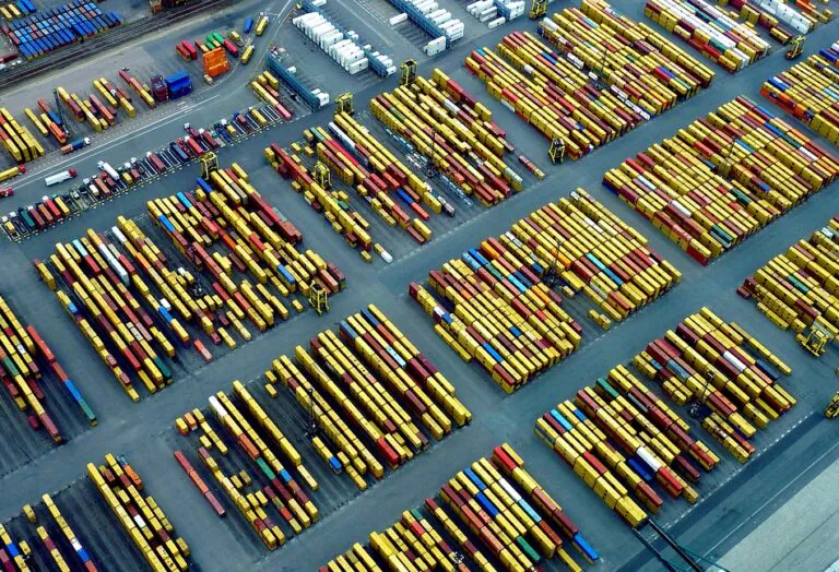 Przyszłość importu z Chin – trendy i wyzwania dla polskich importerów